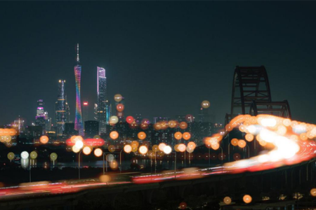 智慧灯杆的推广应用，可以为智慧城市信息化基础设施给予便利，进行资源整合，实现大平台数据与智慧灯杆数据的共享互通与集中管控，以城建大数据的分析应用，助力城市管理智慧化升级。